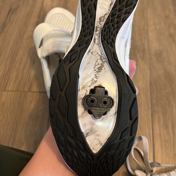 Timex Clip In White Sneakers - Picture 4 of 6